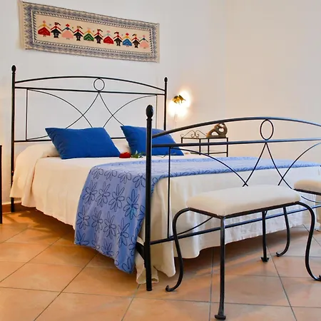 Vecchio Stazzo - Trilo 6ds By Interhome